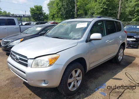 2008 Toyota Rav4 Limited z USA, uszkodzony, nr VIN JTMBD31V786059984